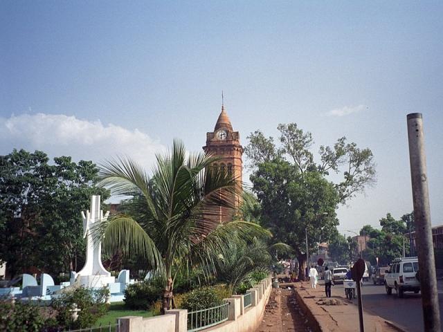 كاتدرائية القلب المقدس في باماكو