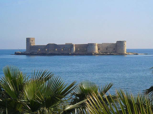 قلعة العذراء