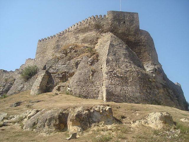 قلعة سورامي