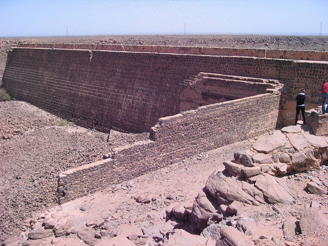 Al Bint Dam