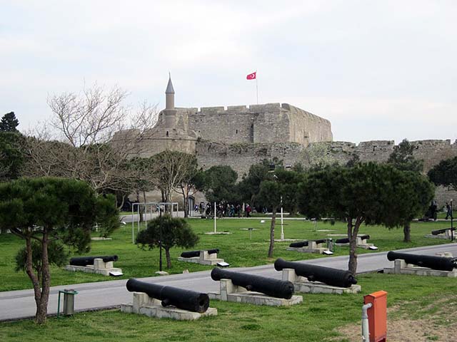 Cimenlik Castle