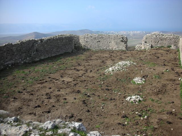 Gjon Boçari Castle
