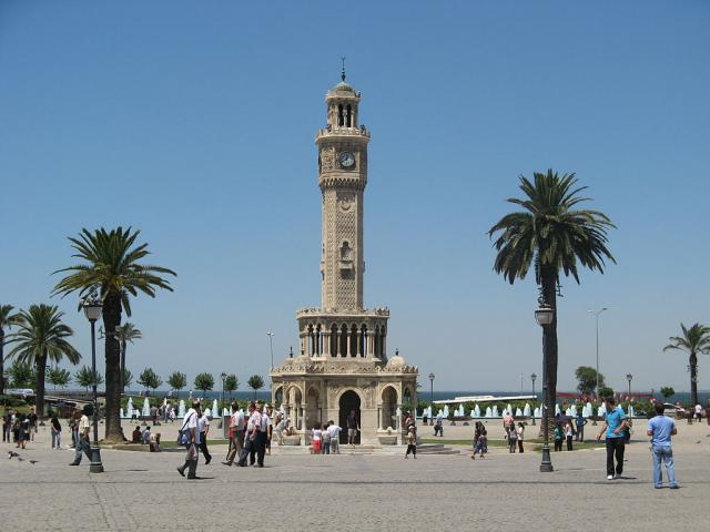 برج الساعة في إزمير