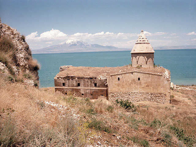 Ktuts Monastery