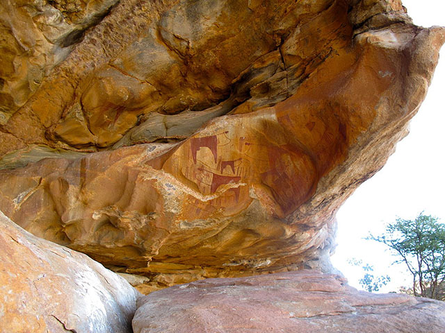 Laas Geel Cave