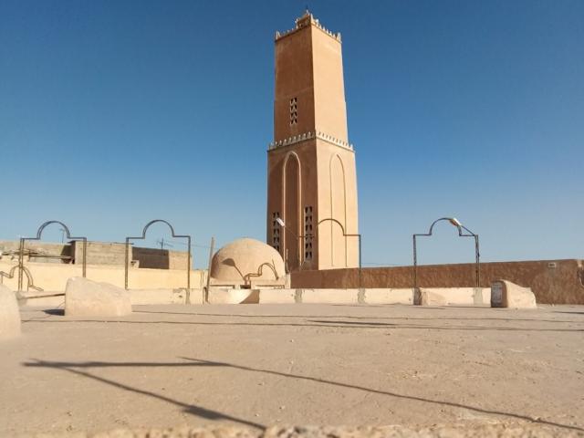  ‏مسجد لالة مالكية (ورقلة)