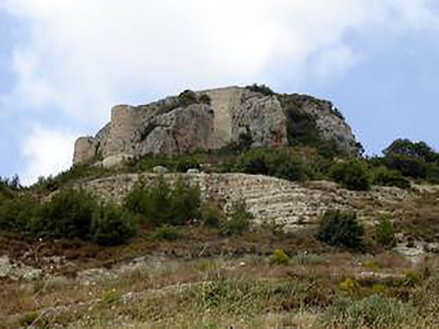 Mahalibeh Castle