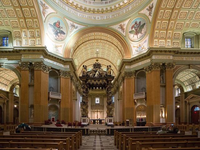 كاتدرائية مريم ملكة العالم