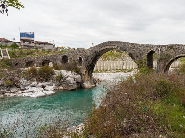 Mesi Bridge