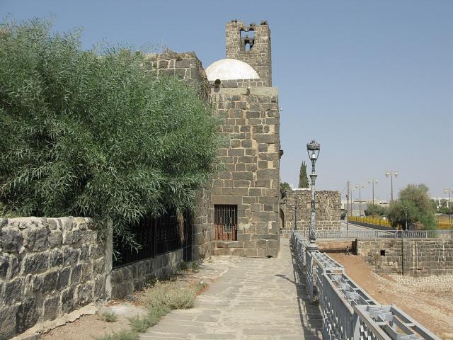 مسجد ومدرسة أبو الفداء