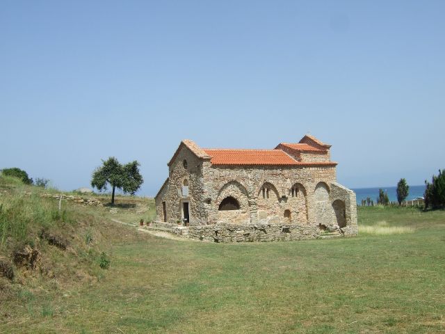 كنيسة القديس أنطونيوس (دوريس)