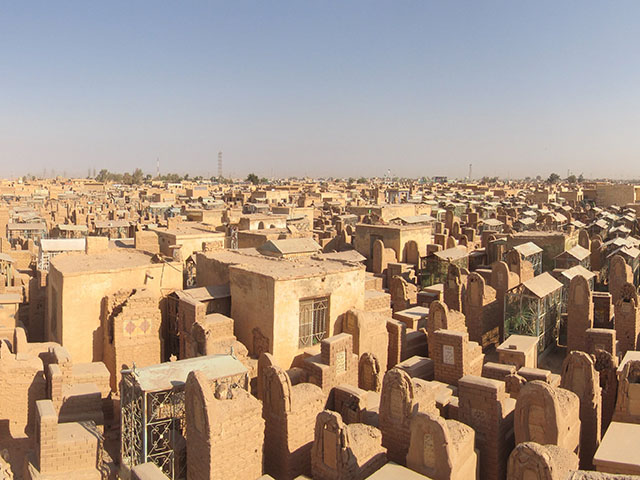Wadi Al-Salam Cemetery