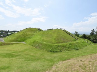 New Ways to Protect Metal Artifacts Inside Ancient Japanese Tumuli