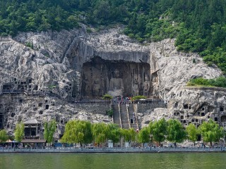 At Longmen Grottoes, More Shelter Doesn’t Always Mean Better Protection